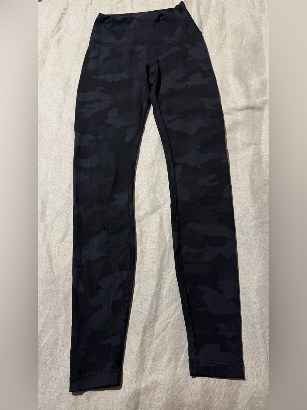Lululemon Women’s Align High-Rise Leggings Black Camo Size 6